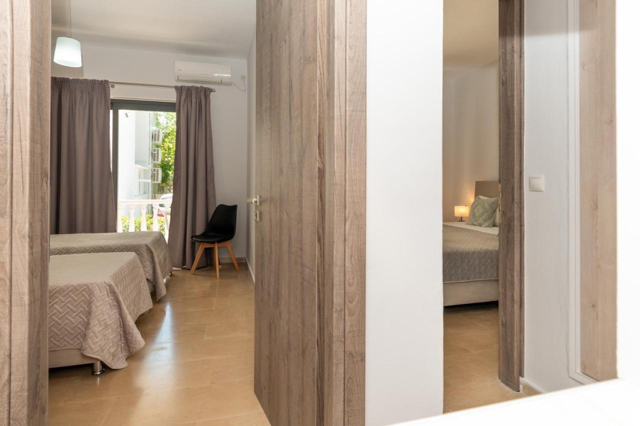 Villa Milano Laganas Bagian luar foto
